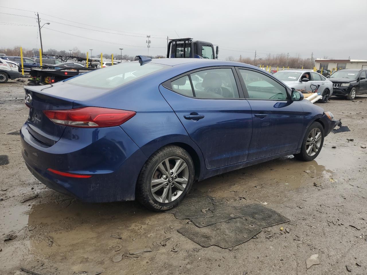 2018 Hyundai Elantra - Image 3
