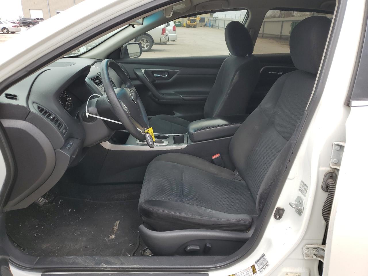 2015 Nissan Altima - Image 7