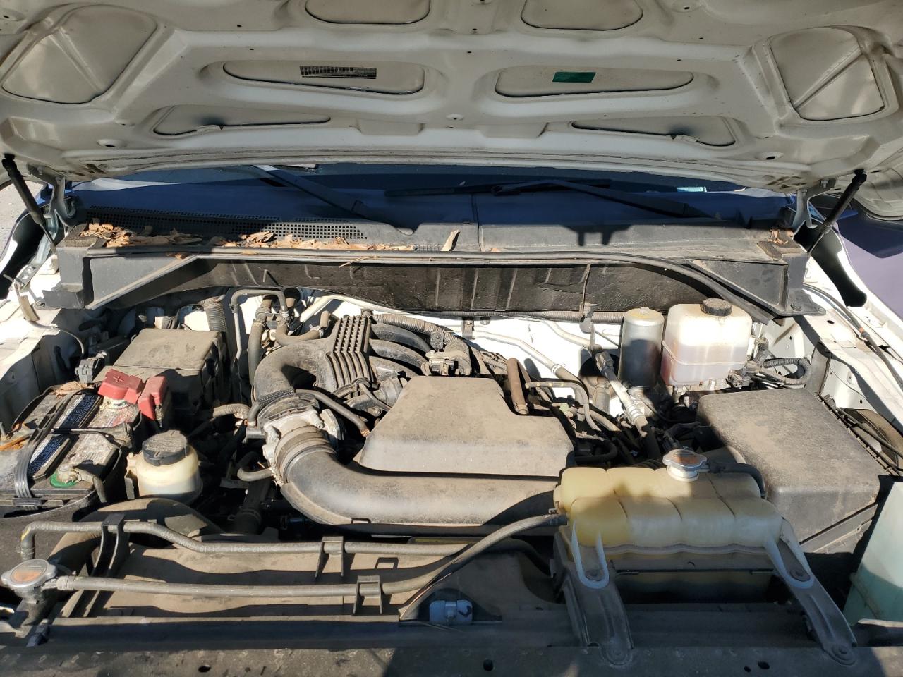 2017 Nissan NV - Image 12