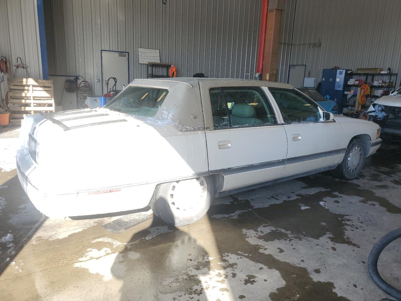1996 Cadillac De Ville - Image 3
