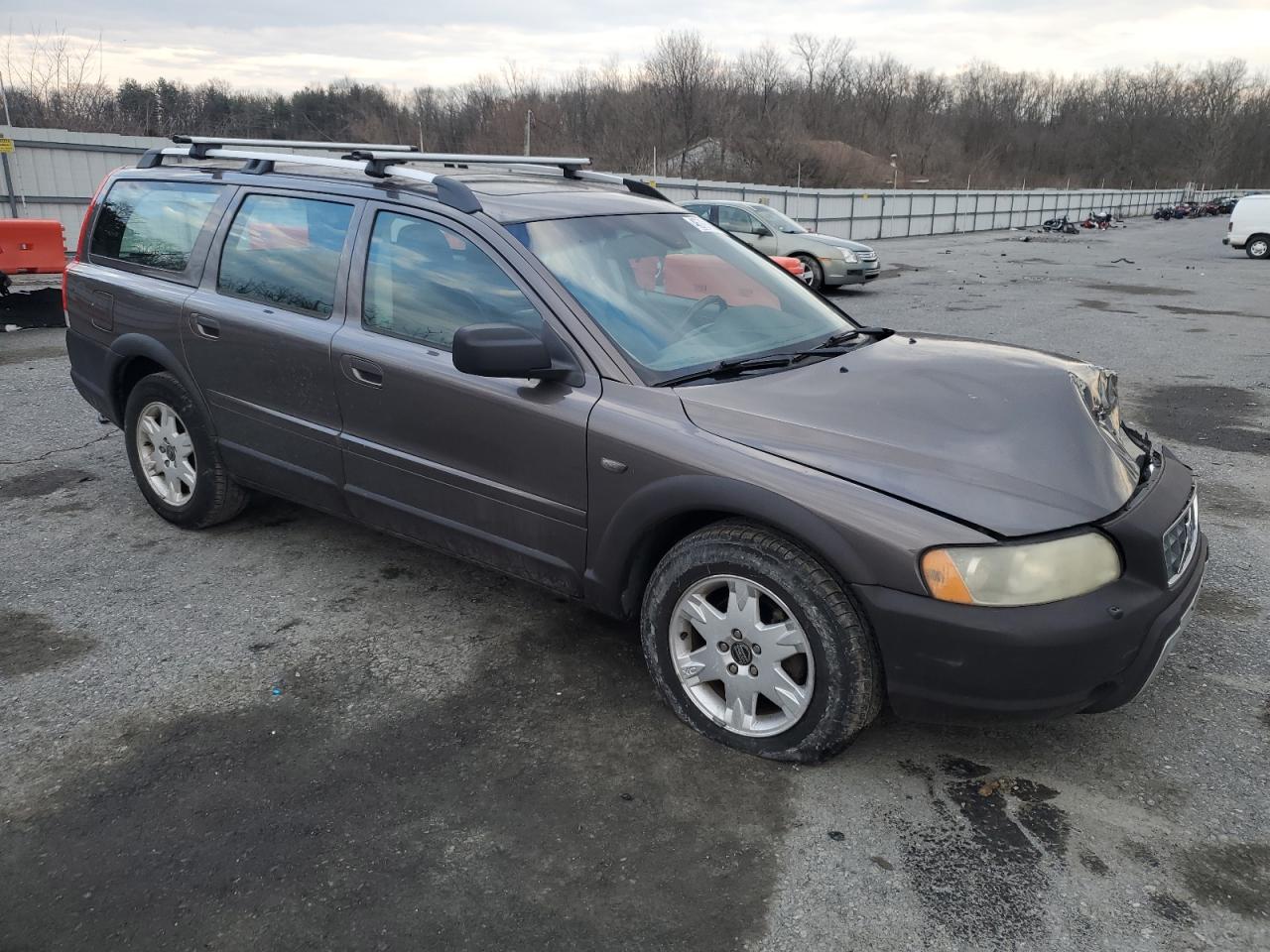 2005 Volvo XC70 - Image 4