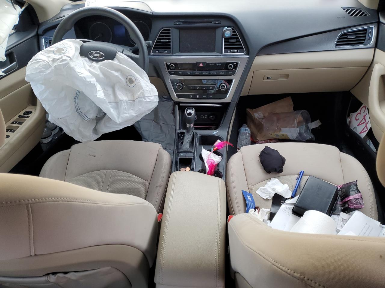2017 Hyundai Sonata - Image 8