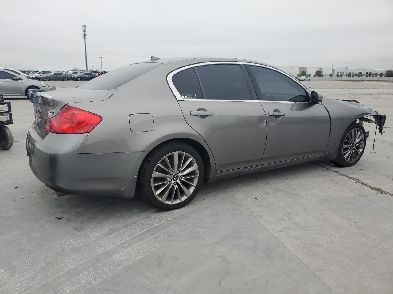 2013 Infiniti G - Image 3