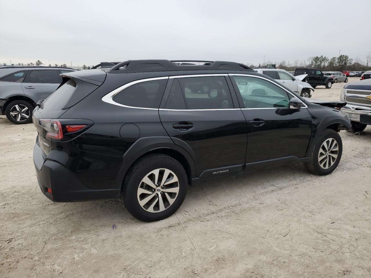 2024 Subaru Outback - Image 3