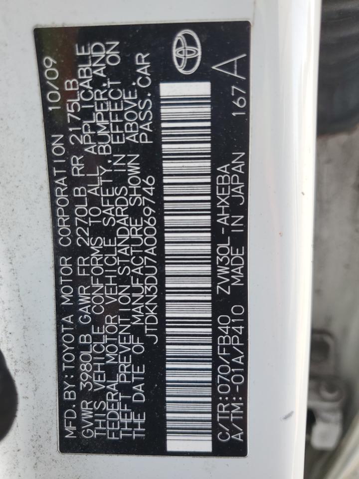 2010 Toyota Prius - Image 14