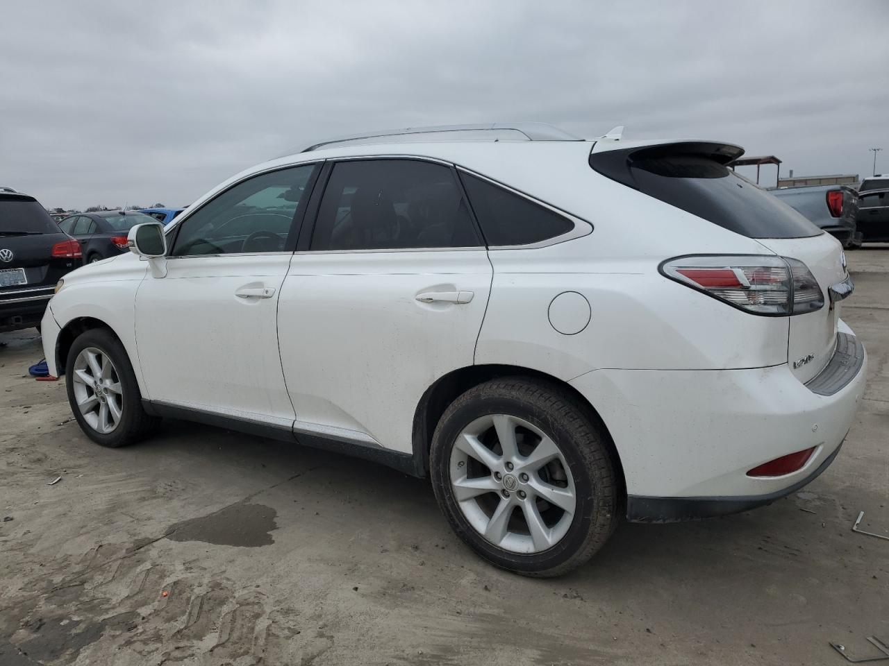 2010 Lexus RX - Image 2