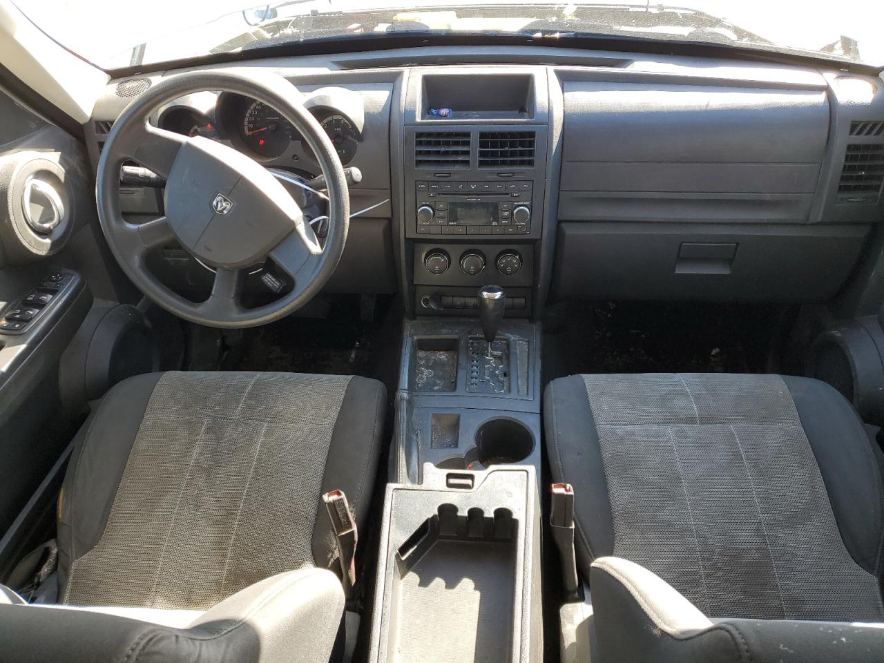 2007 Dodge Nitro - Image 8