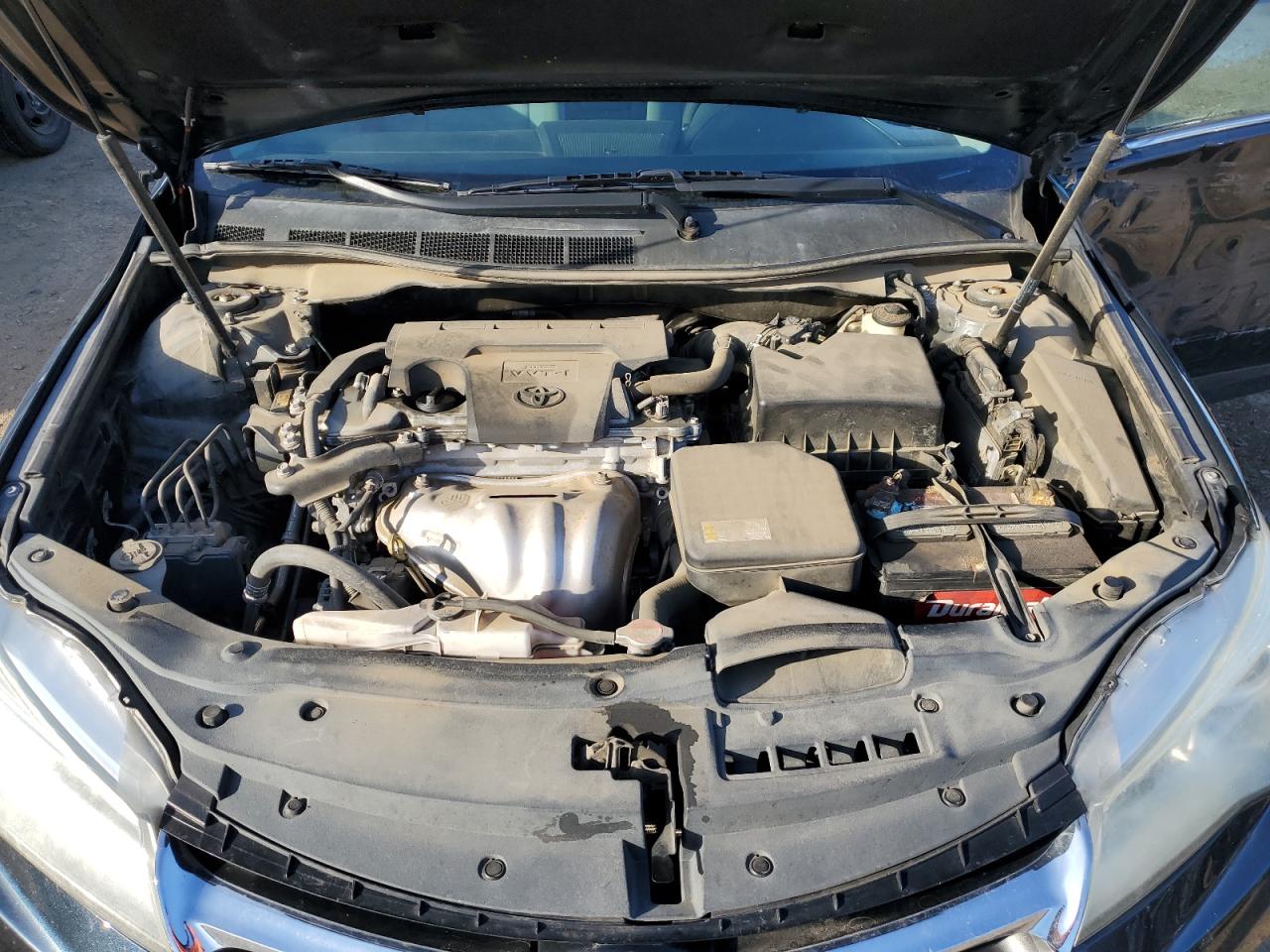 2016 Toyota Camry - Image 11