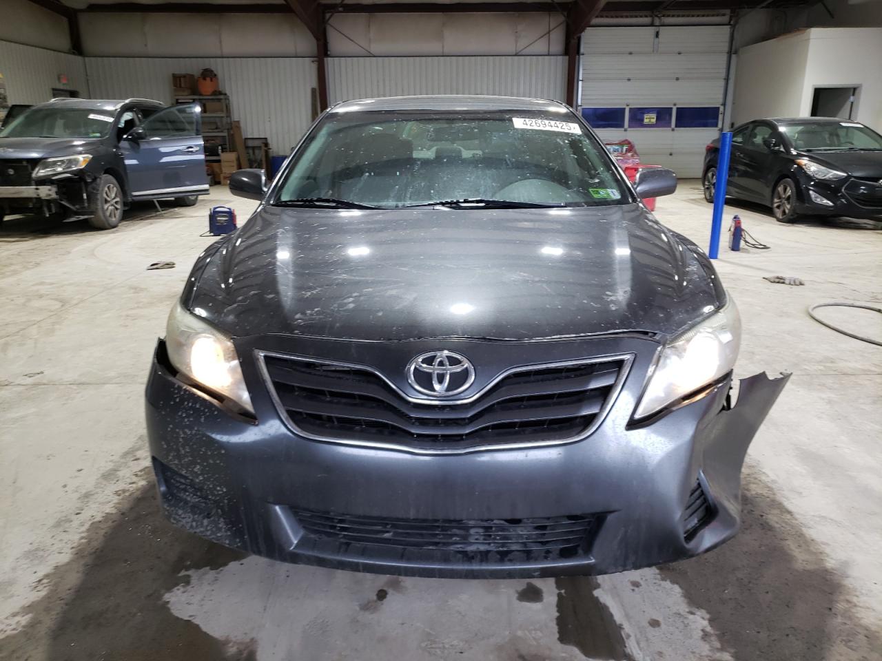 2011 Toyota Camry - Image 5