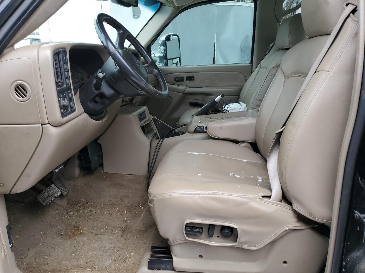 2001 Chevrolet Silverado - Image 7