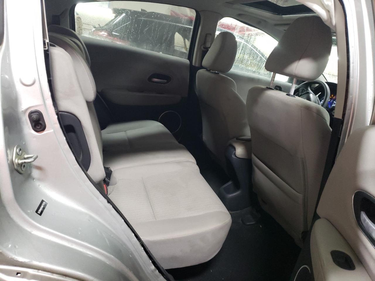 2016 Honda HR-V - Image 10