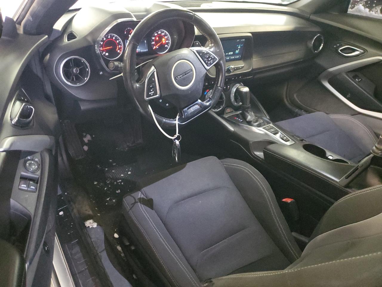 2017 Chevrolet Camaro - Image 8