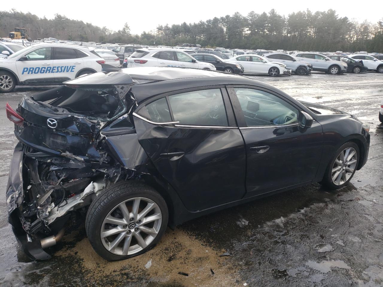 2017 Mazda 3 - Image 3