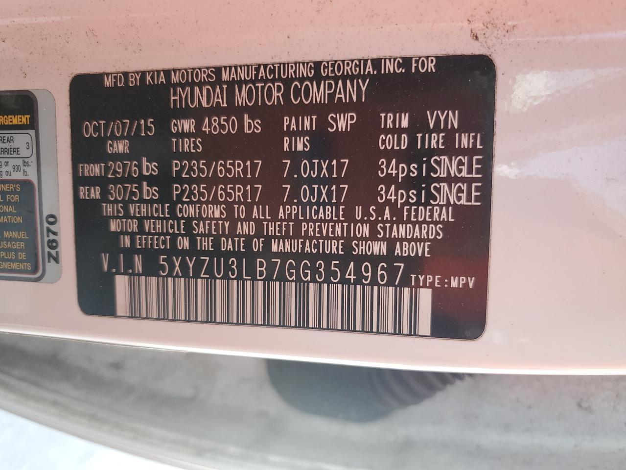 2016 Hyundai Santa Fe - Image 14