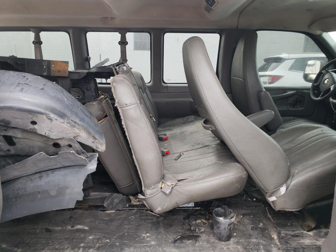 2012 Chevrolet Express - Image 11