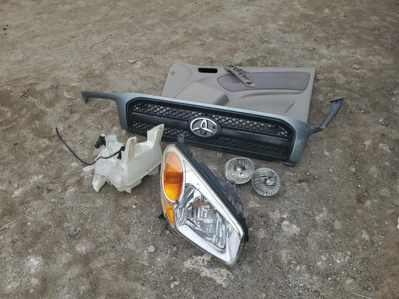 2005 Toyota RAV 4 - Image 13