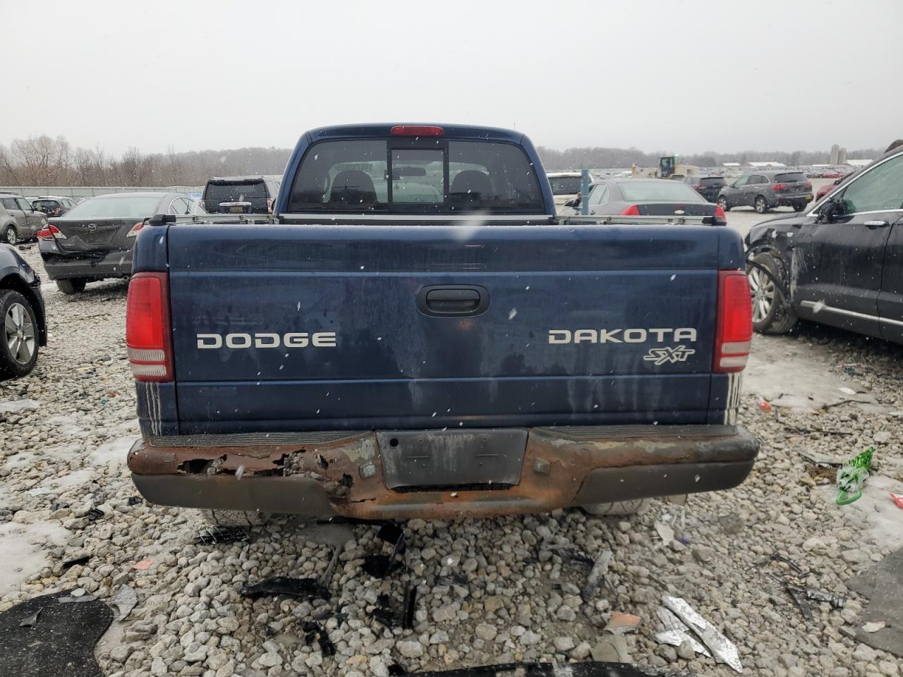 2004 Dodge Dakota - Image 6
