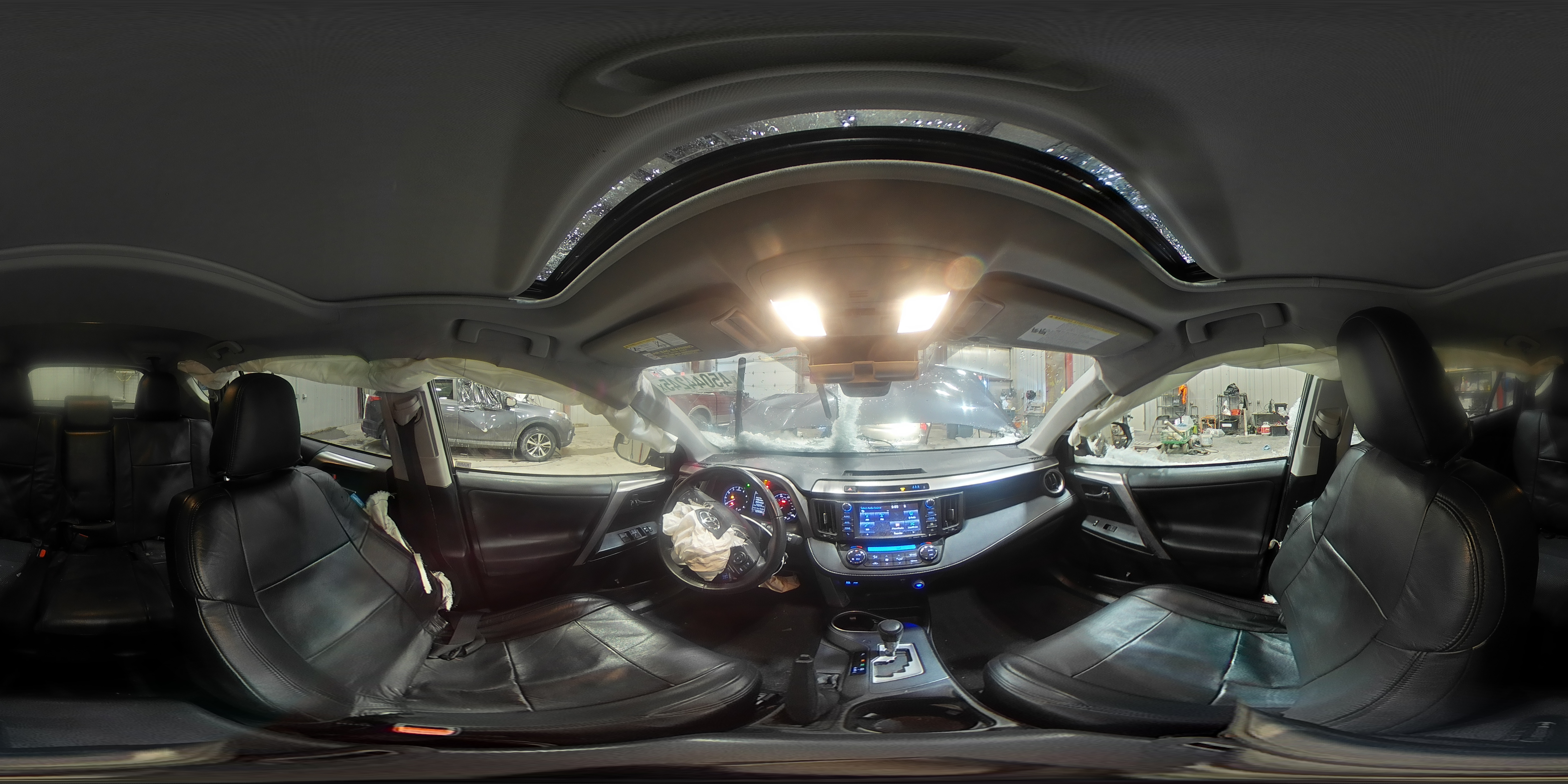 2017 Toyota RAV 4 - Image 12