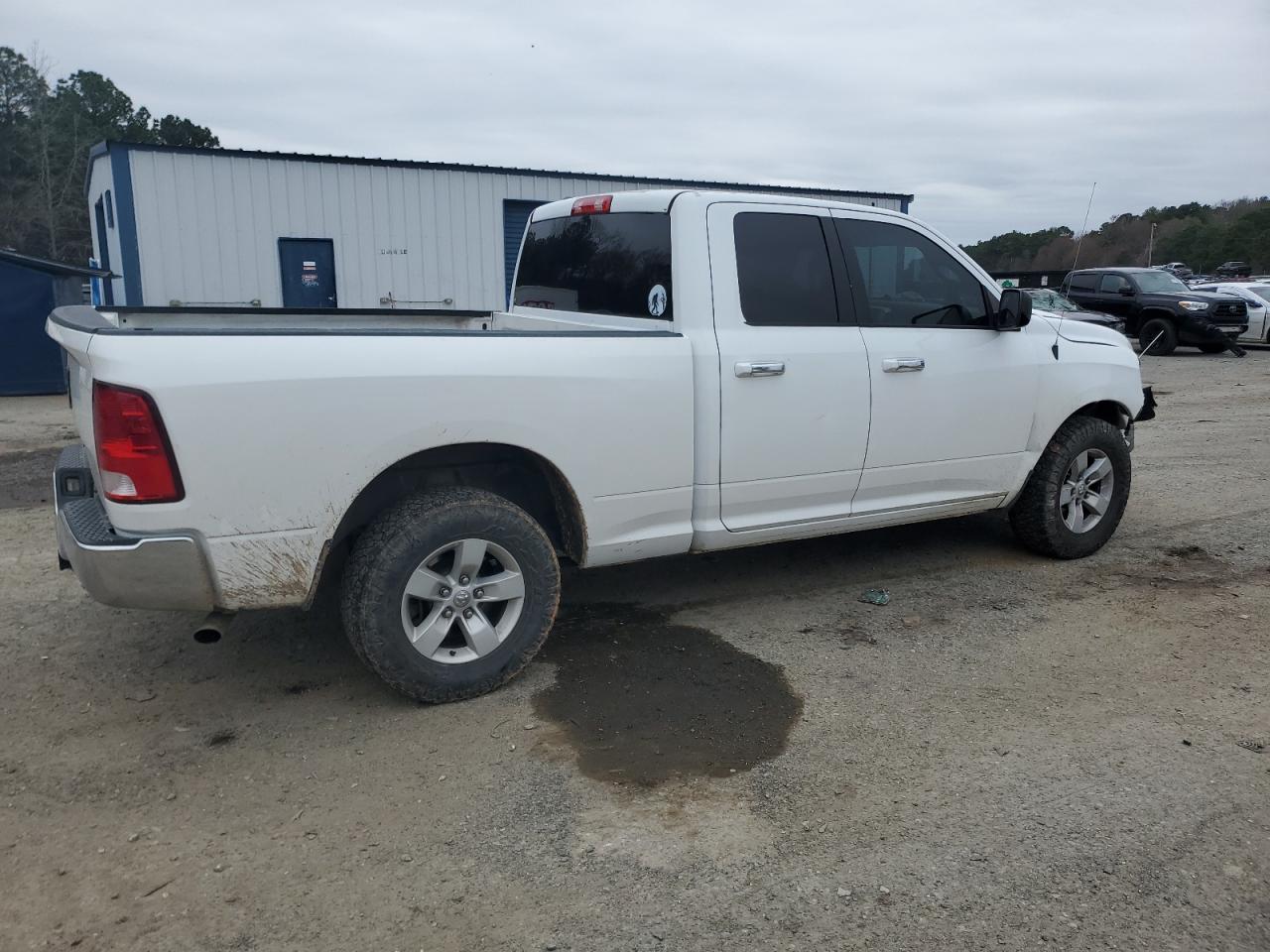 2017 RAM 1500 - Image 3