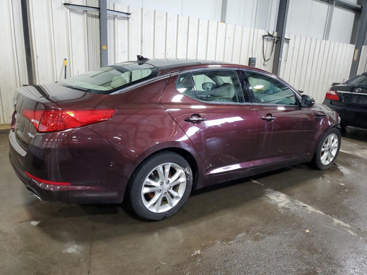 2011 Kia Optima - Image 3