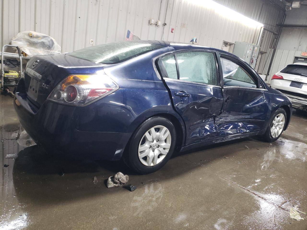 2009 Nissan Altima - Image 3