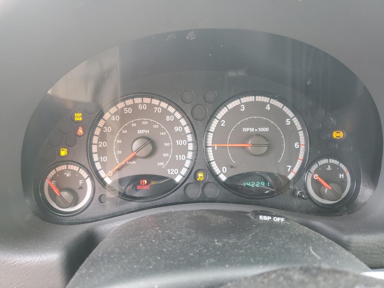 2006 Jeep Liberty (North America) - Image 9