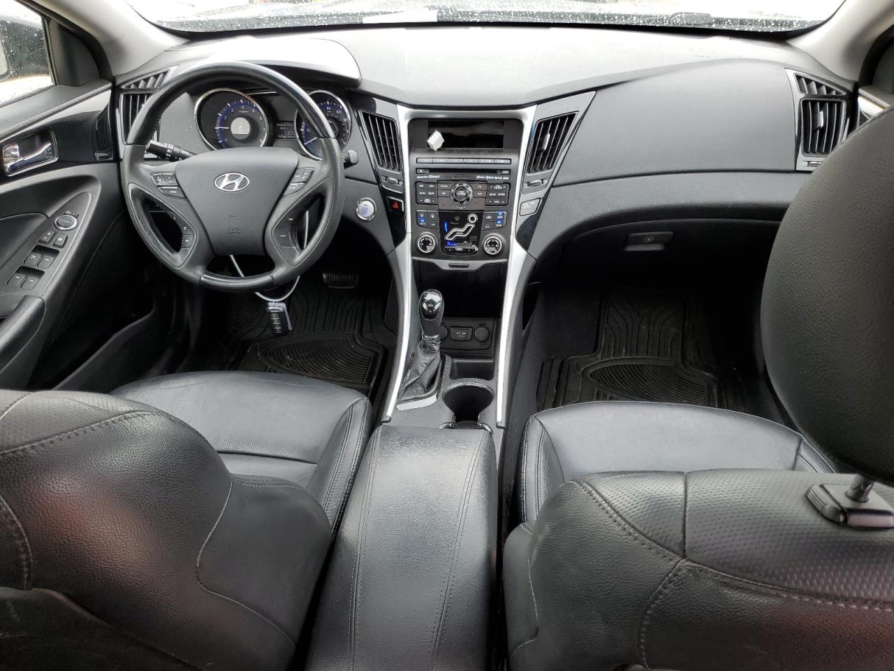 2011 Hyundai Sonata - Image 8