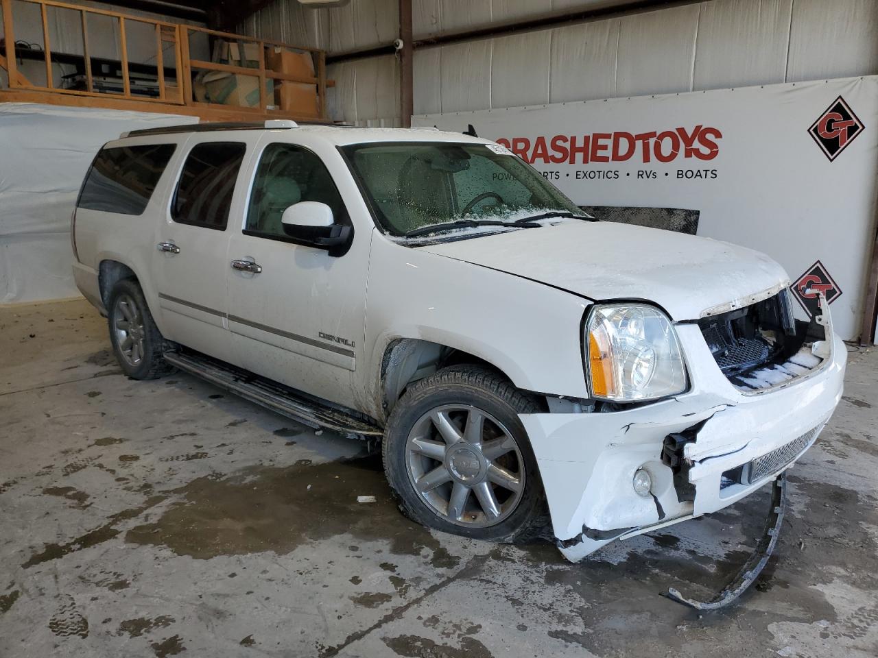 2014 GMC Yukon - Image 4