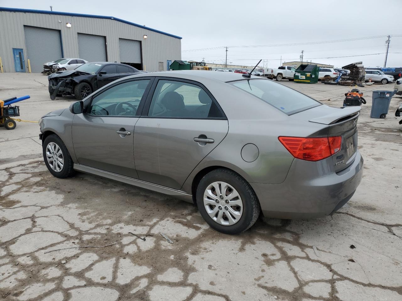 2012 Kia Forte - Image 2