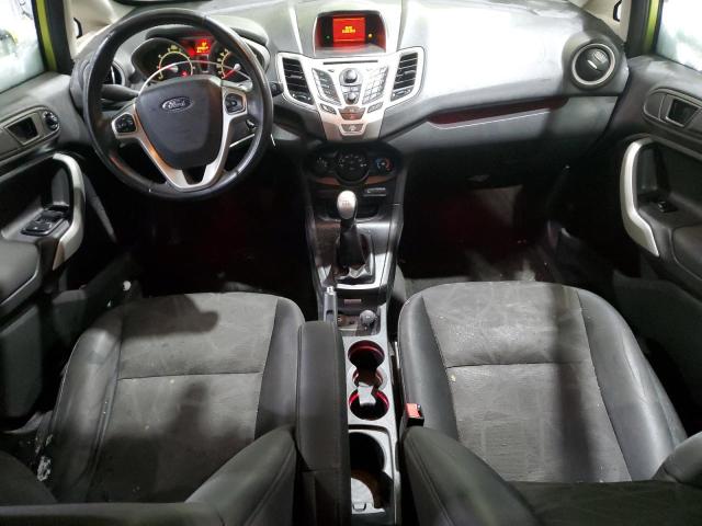 Hatchbacks FORD FIESTA 2013 Zielony