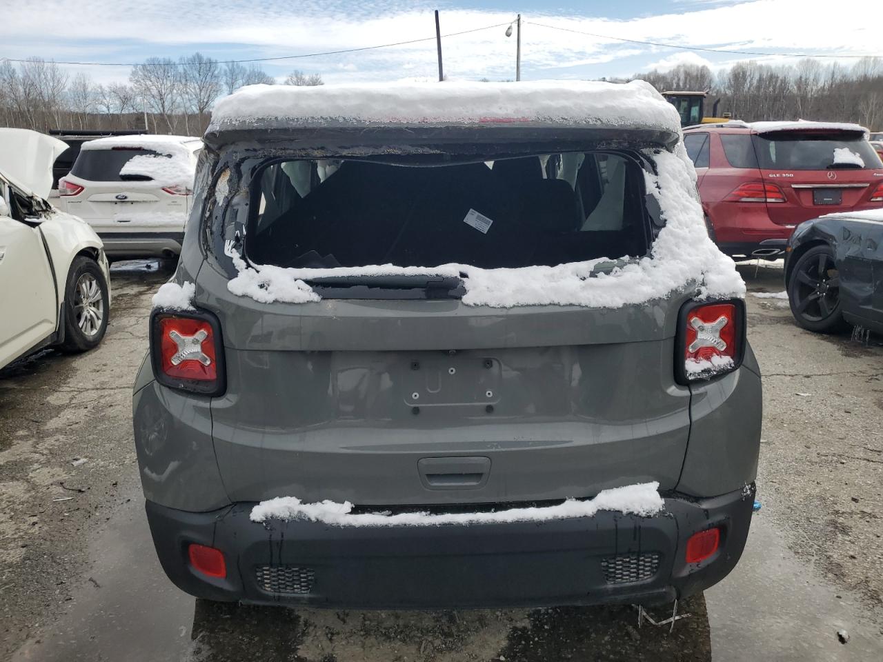 2019 Jeep Renegade - Image 6