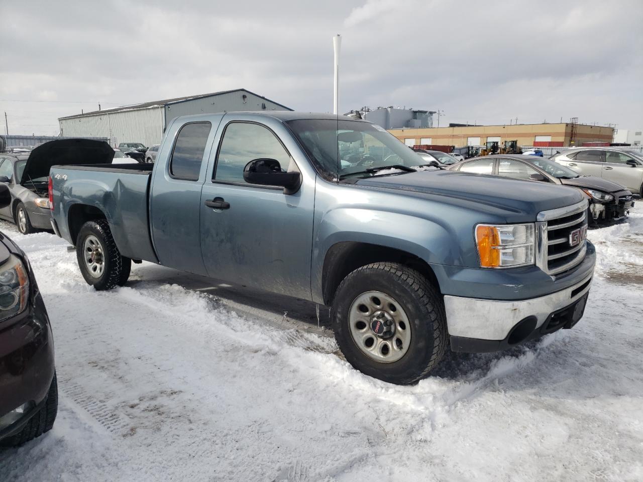 2013 GMC Sierra - Image 4