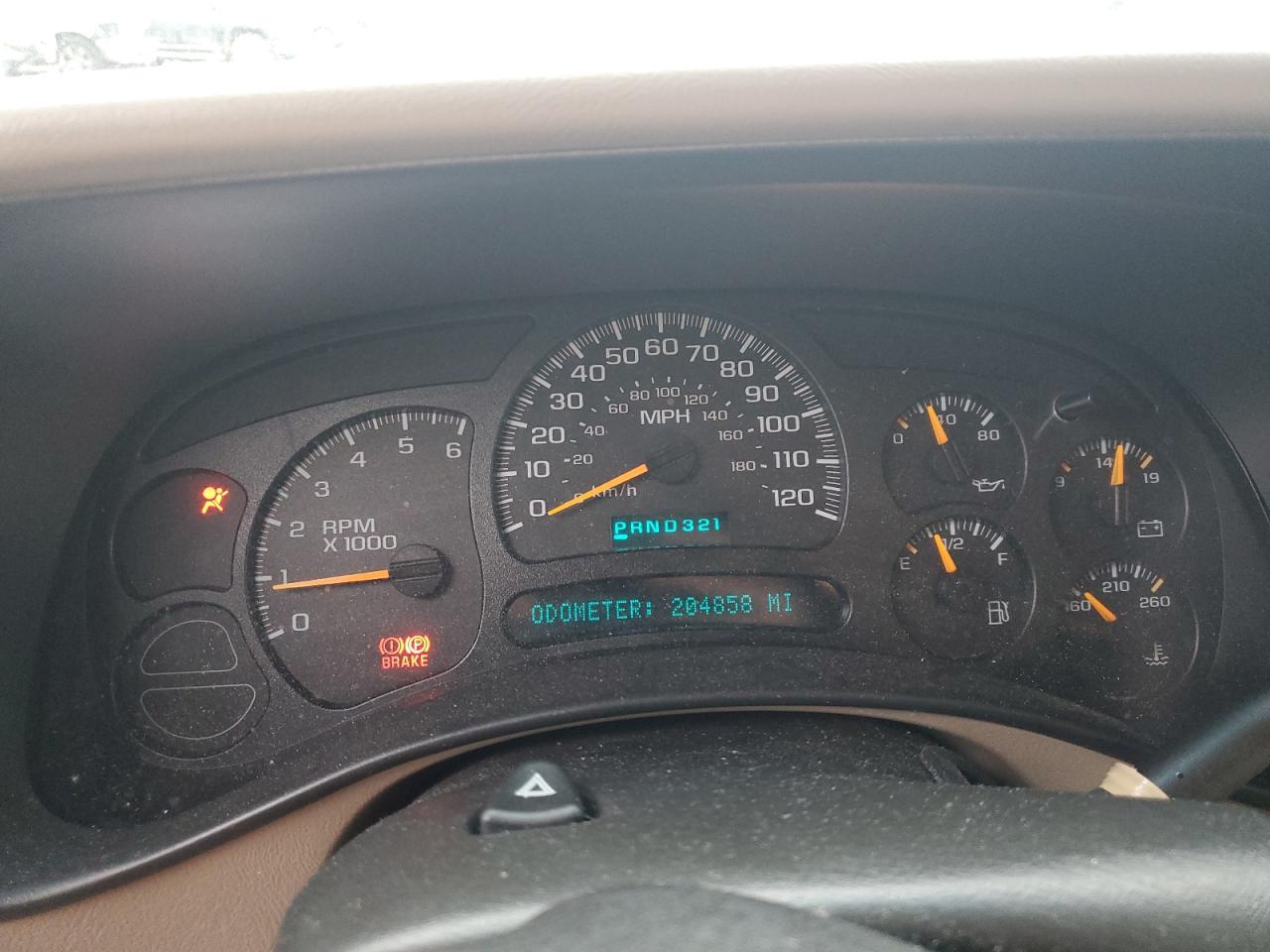 2005 GMC Yukon - Image 9