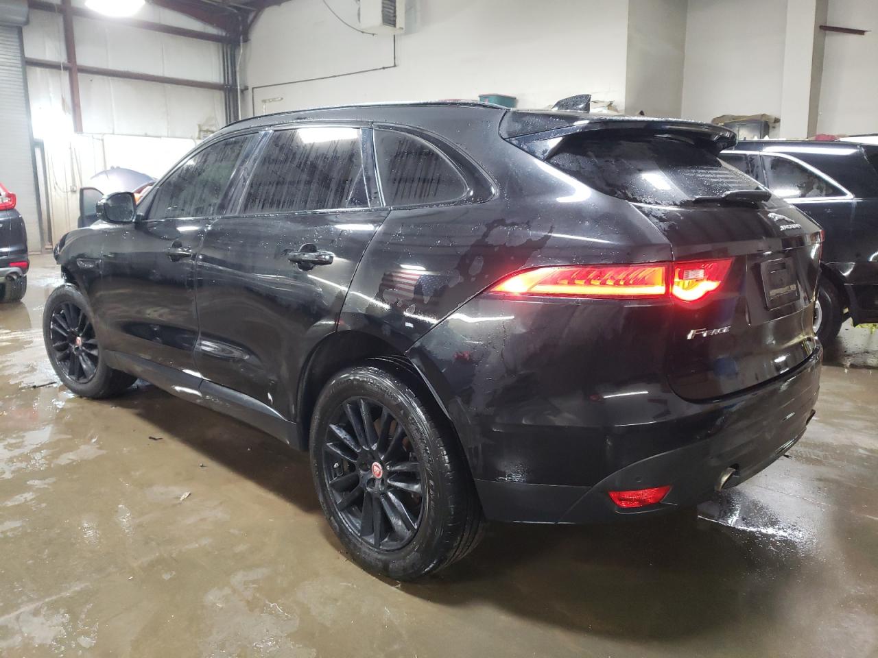 2018 Jaguar F-Pace - Image 2