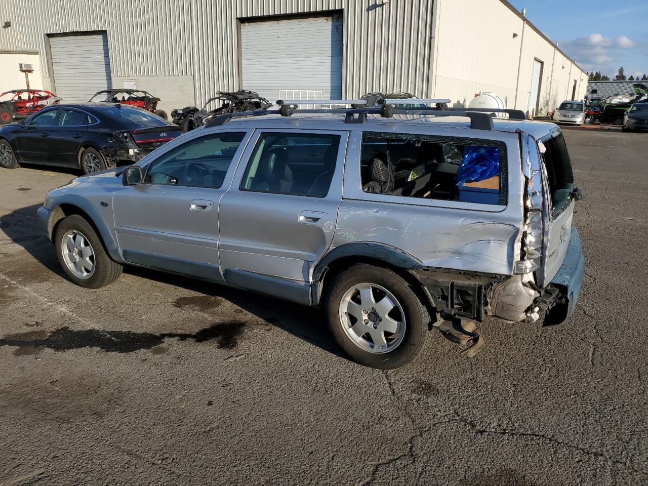 2003 Volvo XC70 - Image 2