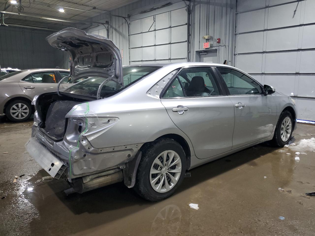 2016 Toyota Camry - Image 3