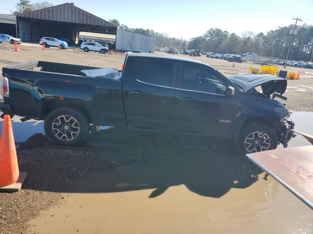 2018 GMC Canyon - Image 4