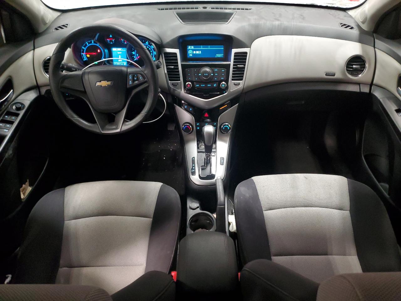 2014 Chevrolet Cruze - Image 8