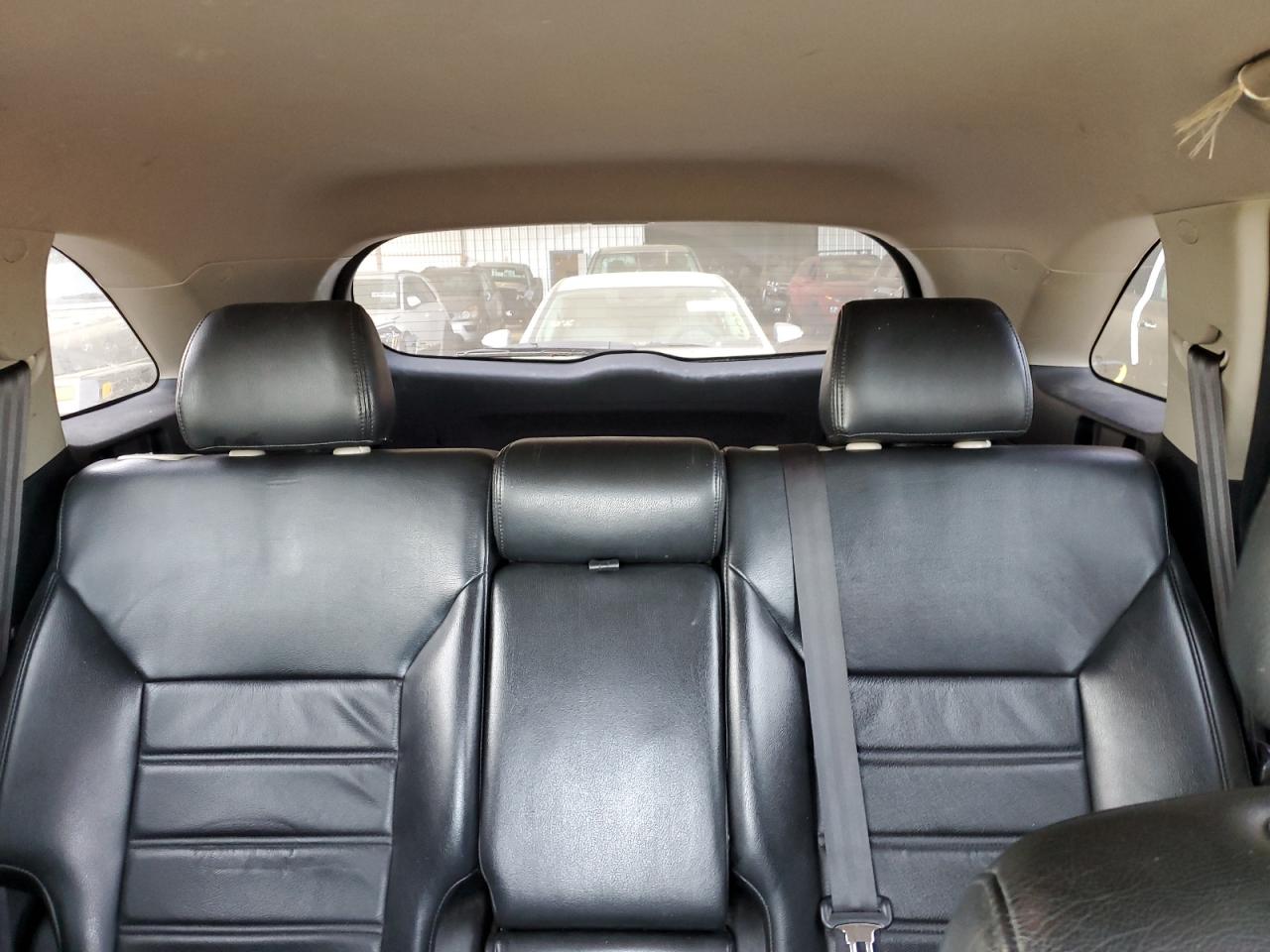 2016 Kia Sorento - Image 10