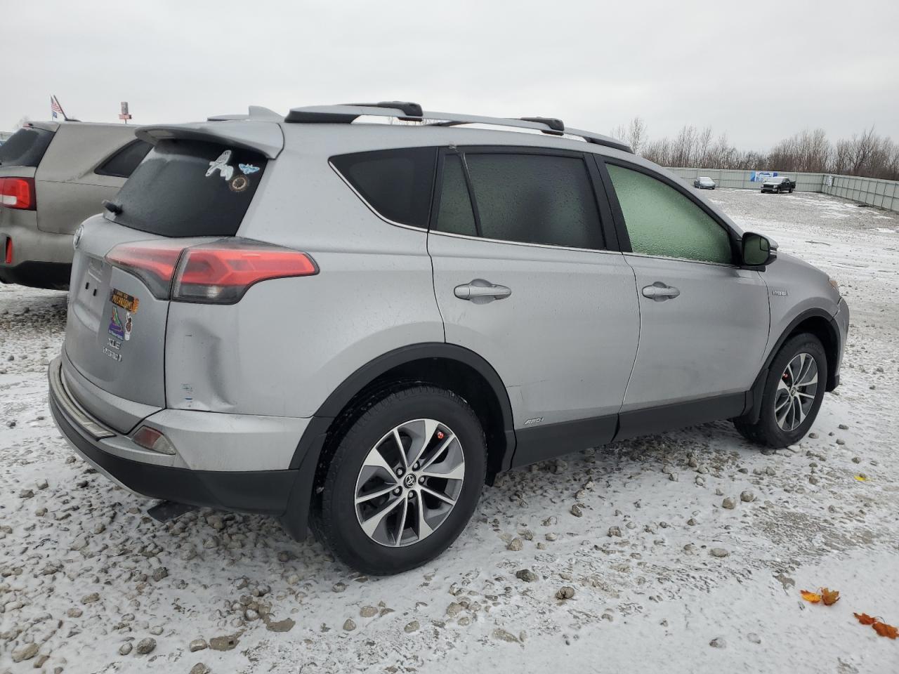 2017 Toyota RAV 4 - Image 3