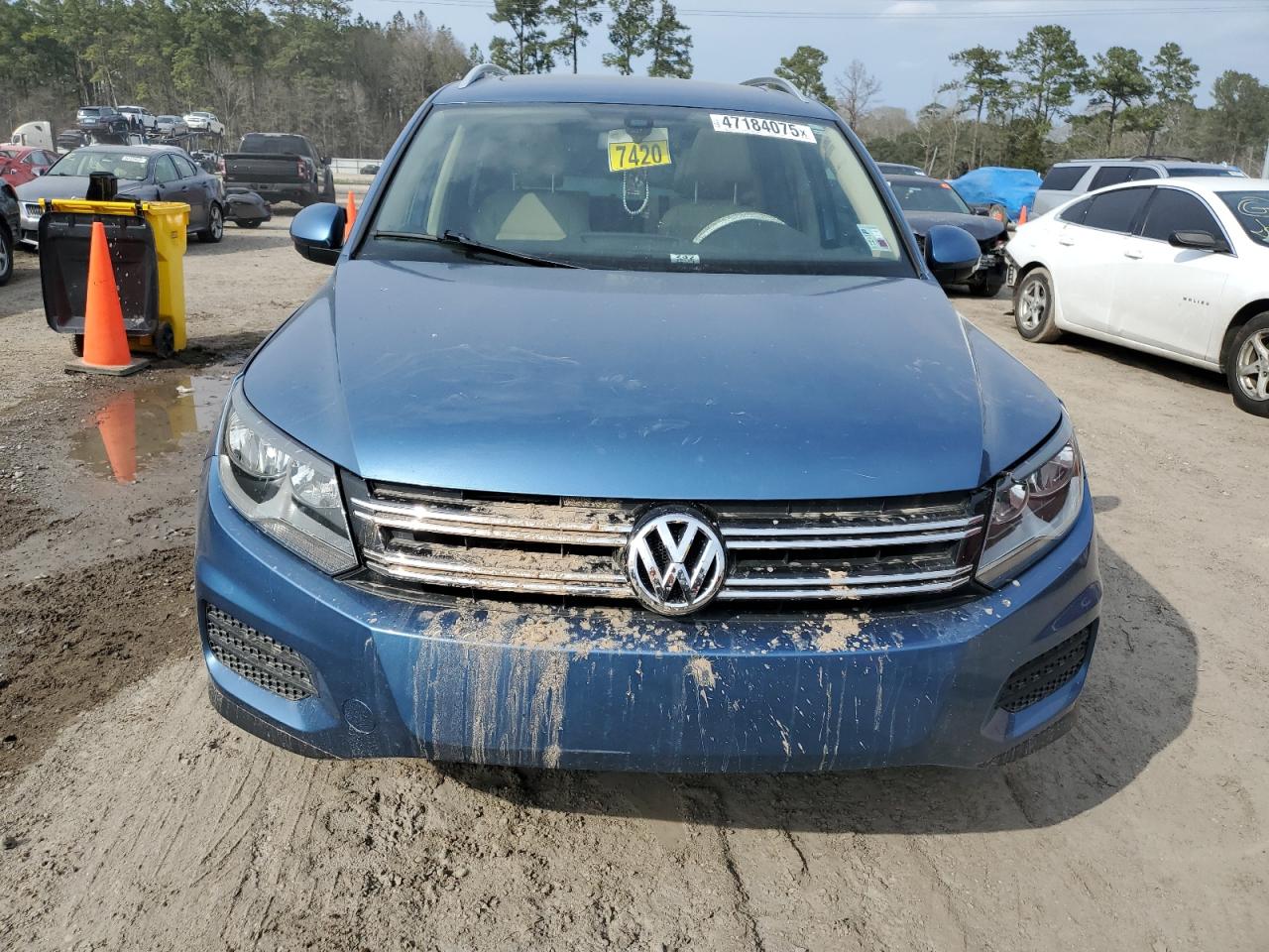 2017 Volkswagen Tiguan - Image 5