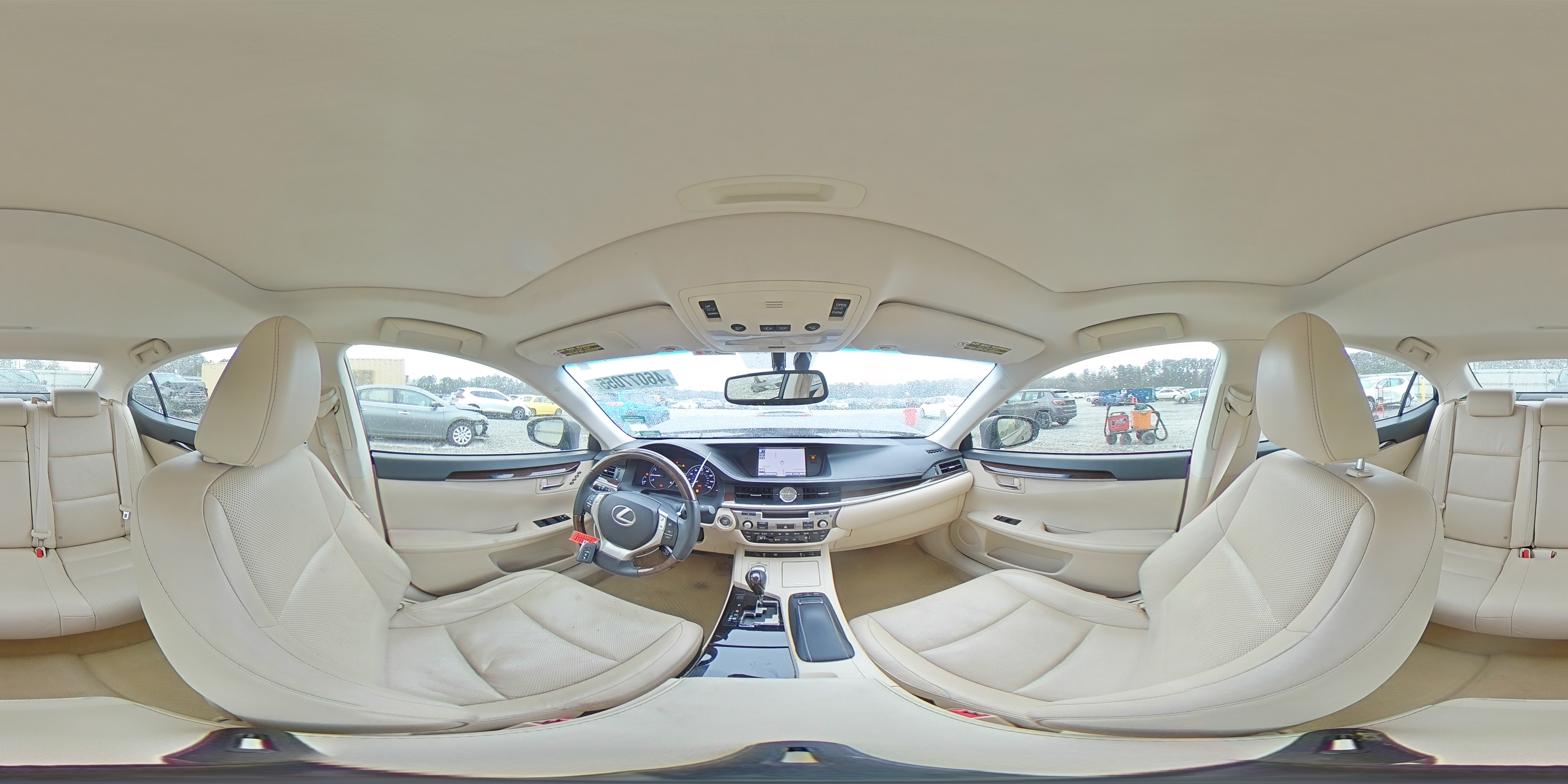 2013 Lexus ES - Image 14