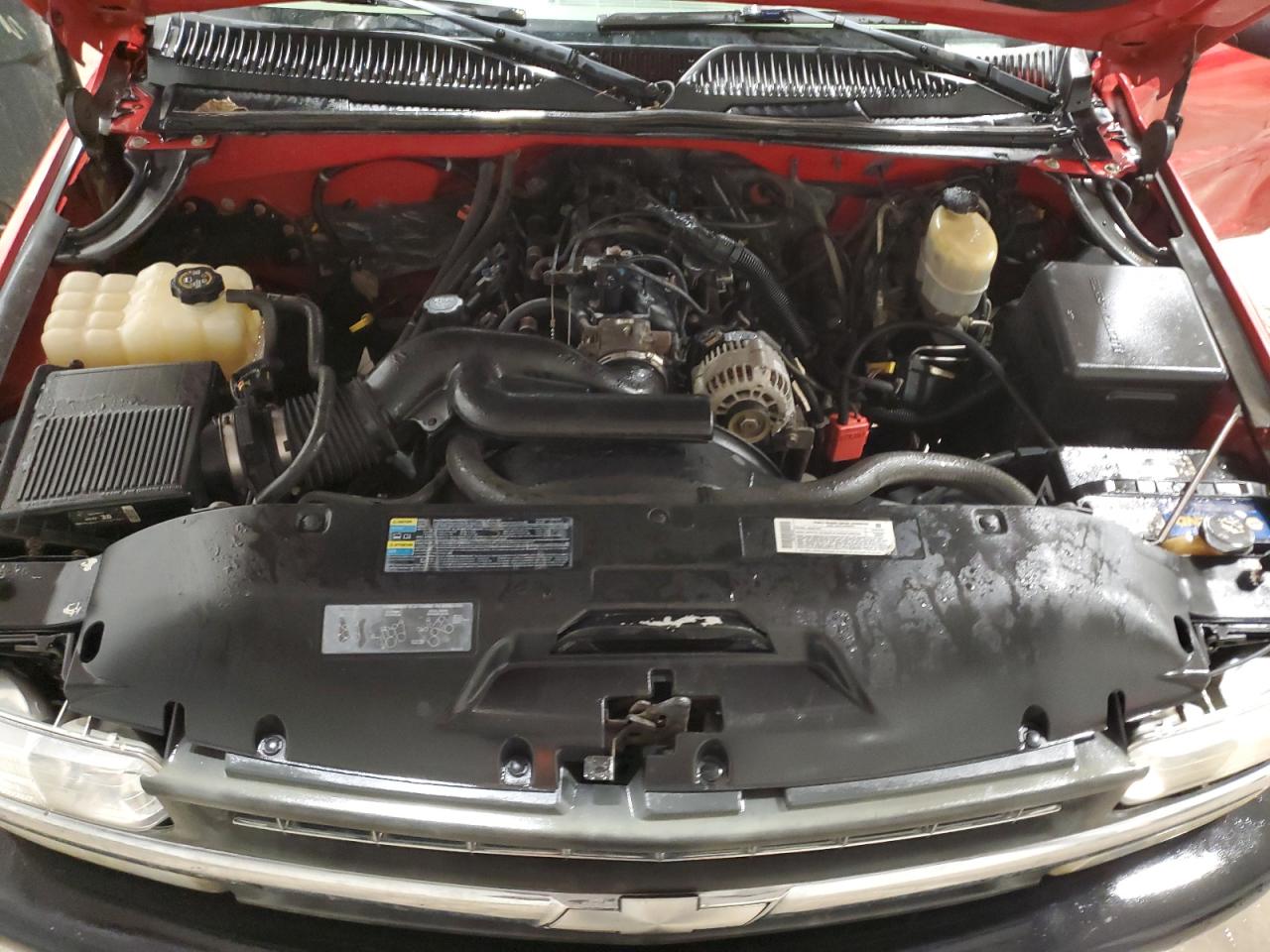 2002 Chevrolet Silverado - Image 11