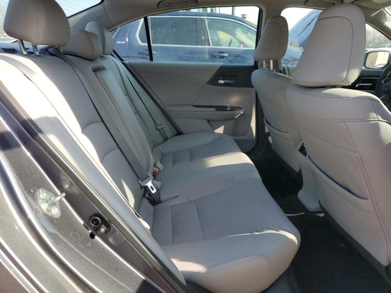 2015 Honda Accord - Image 10