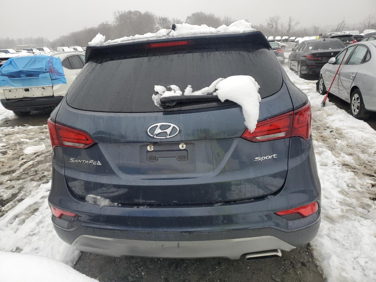 2017 Hyundai Santa Fe - Image 6