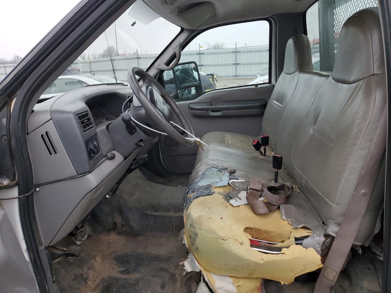1999 Ford F250 - Image 7