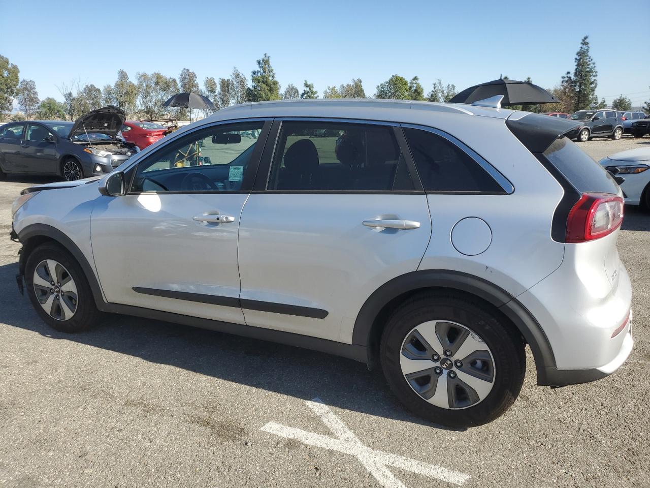 2019 Kia Niro - Image 2