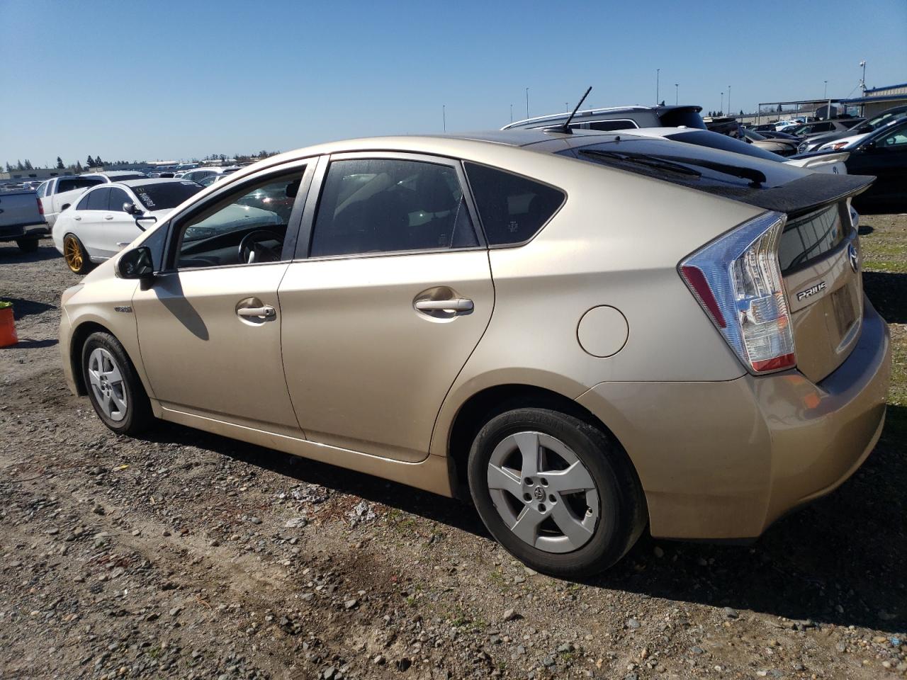 2010 Toyota Prius - Image 2