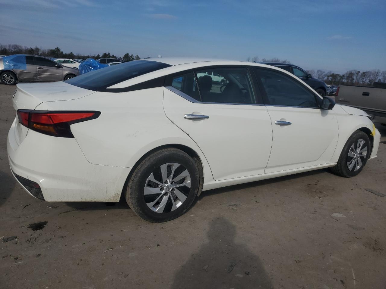 2024 Nissan Altima - Image 3