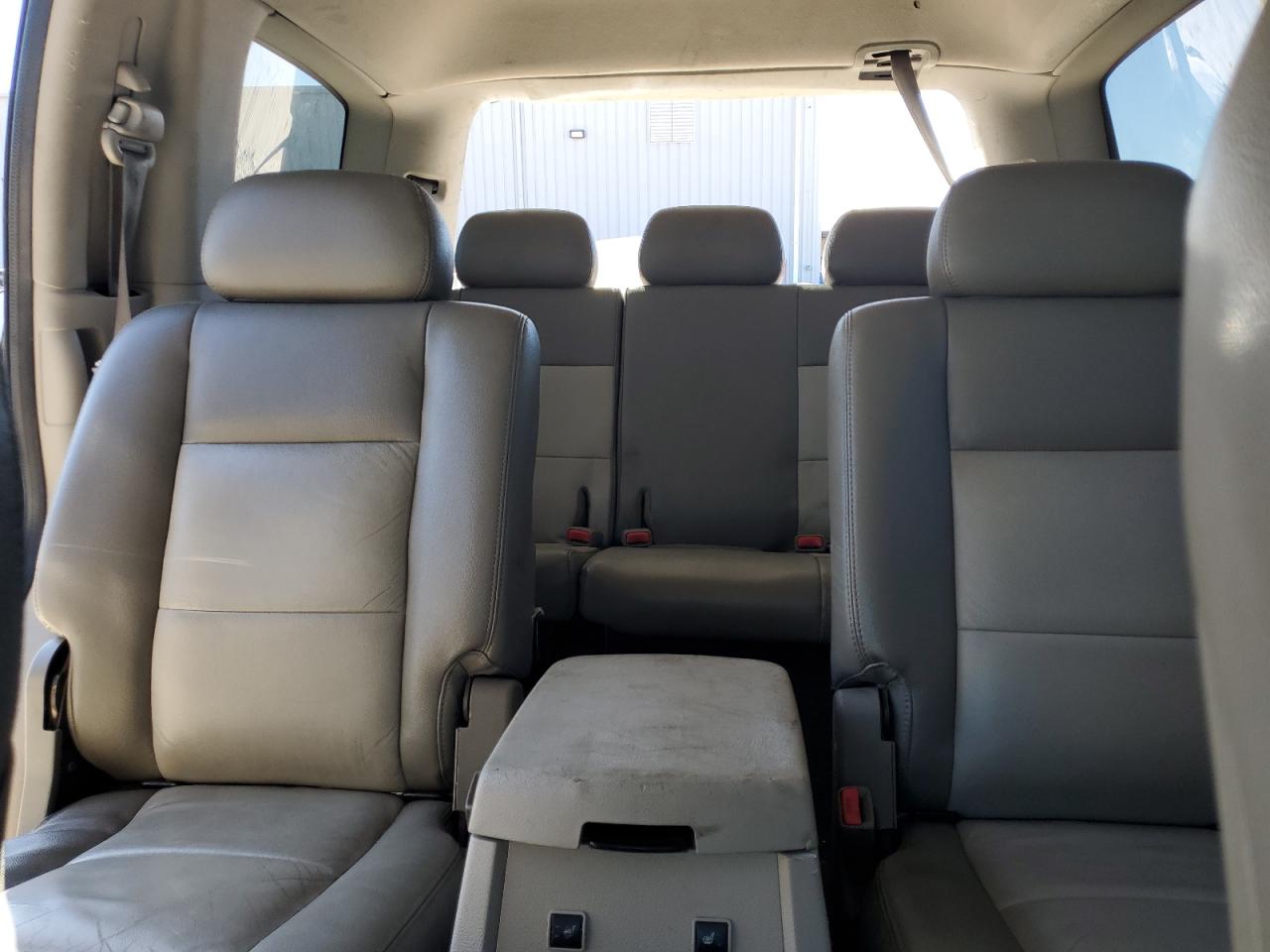2007 Chrysler Aspen - Image 10